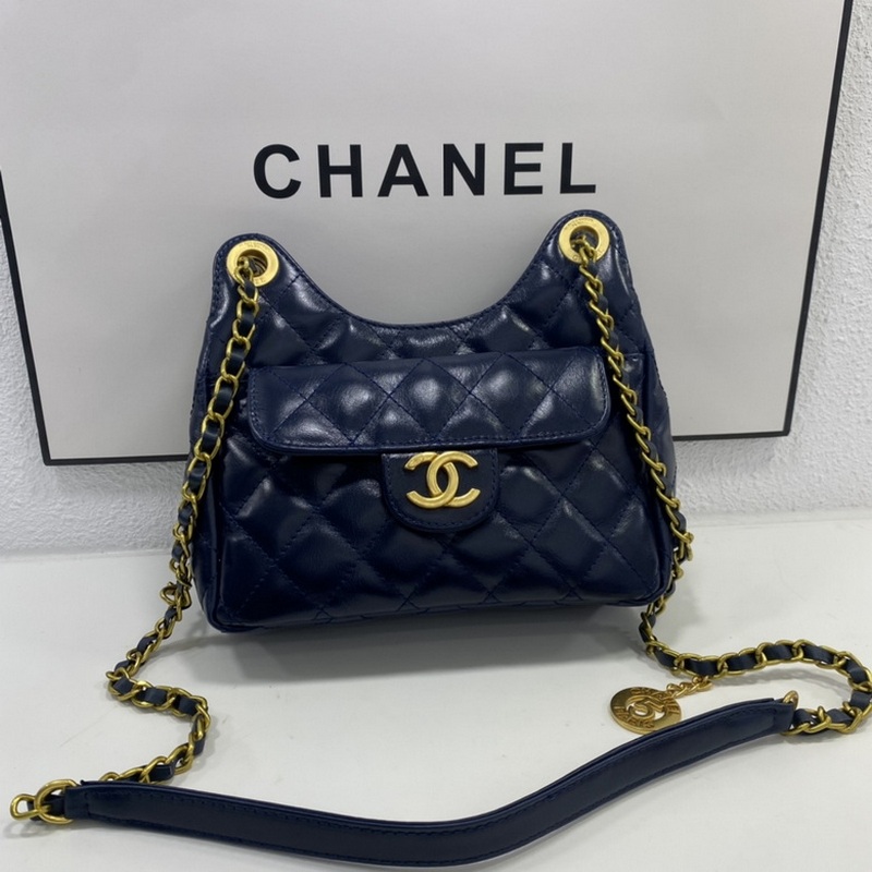 Chanel Handbags 836